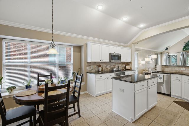 2745 Spanish Moss Trail, Frisco, TX 75033