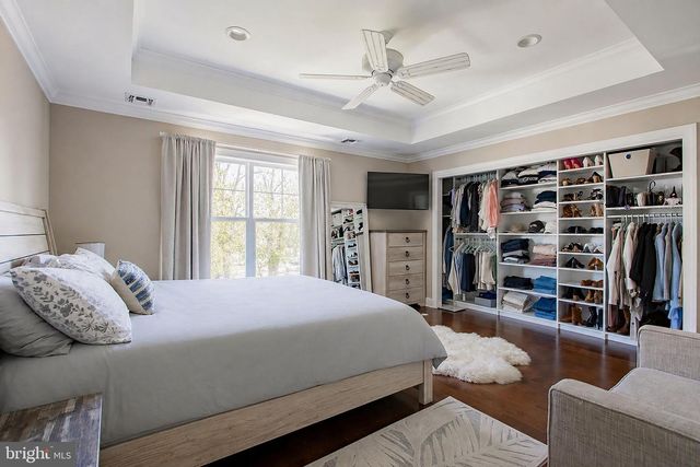 20 WAVERLY STREET, Keyport, NJ 07735