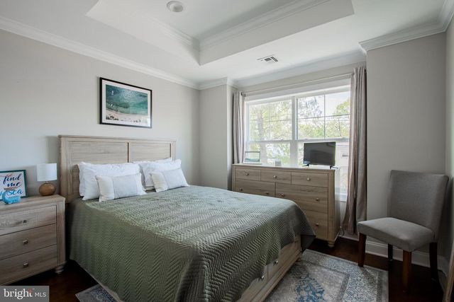 20 WAVERLY STREET, Keyport, NJ 07735