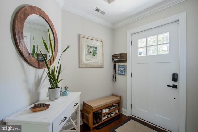 20 WAVERLY STREET, Keyport, NJ 07735