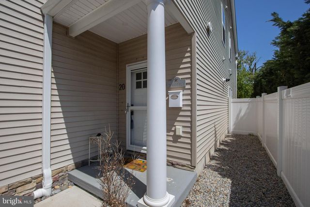 20 WAVERLY STREET, Keyport, NJ 07735