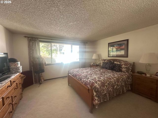 800 Nw 59TH St, Vancouver, WA 98663