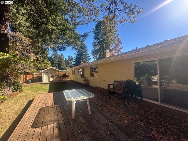 800 Nw 59TH St, Vancouver, WA 98663