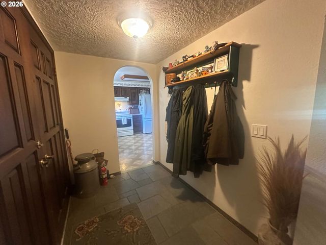 800 Nw 59TH St, Vancouver, WA 98663