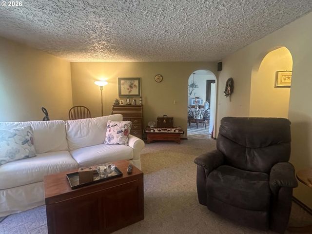 800 Nw 59TH St, Vancouver, WA 98663