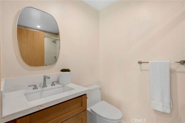 5200 Armida Drive, Woodland Hills, CA 91364