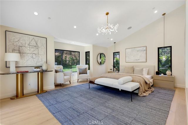 5200 Armida Drive, Woodland Hills, CA 91364