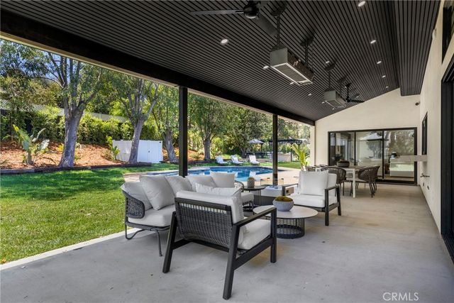 5200 Armida Drive, Woodland Hills, CA 91364