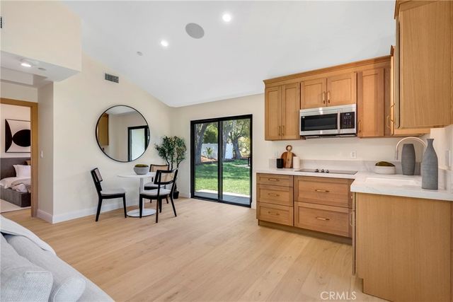 5200 Armida Drive, Woodland Hills, CA 91364