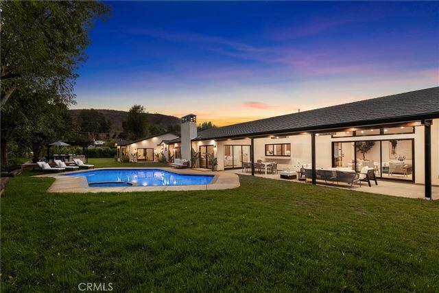 5200 Armida Drive, Woodland Hills, CA 91364