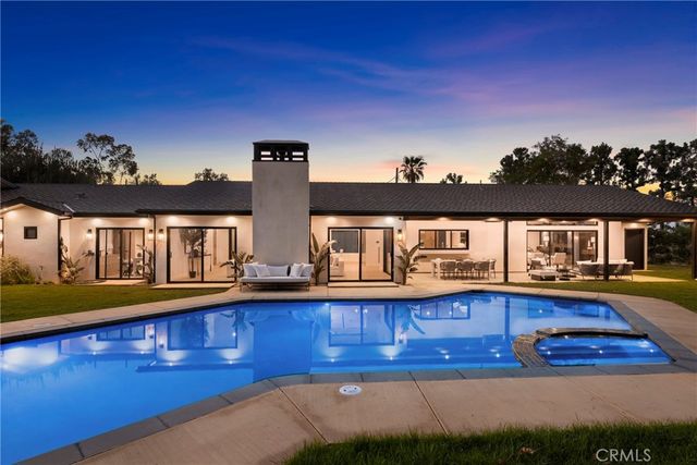 5200 Armida Drive, Woodland Hills, CA 91364