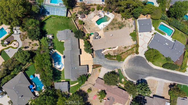 5200 Armida Drive, Woodland Hills, CA 91364
