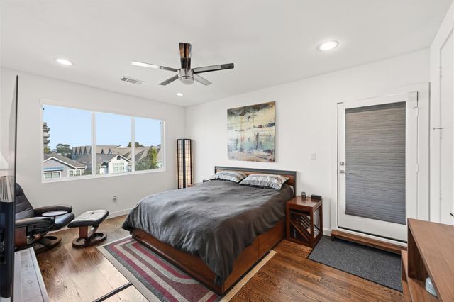 912 W 19th Street C, Houston, TX 77008