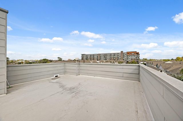 912 W 19th Street C, Houston, TX 77008