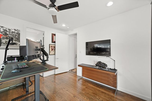 912 W 19th Street C, Houston, TX 77008