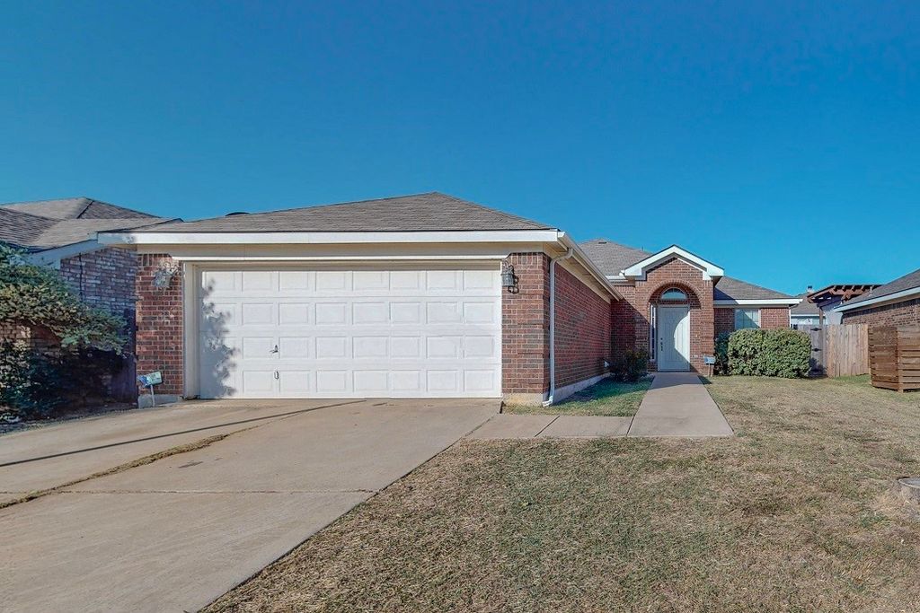 7508 Fallen Trail, Fort Worth, TX 76123