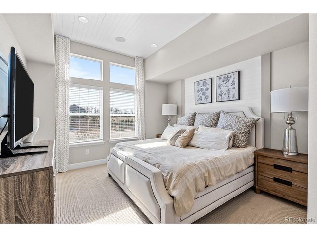 7298 W Adriatic Cir, Lakewood, CO 80227