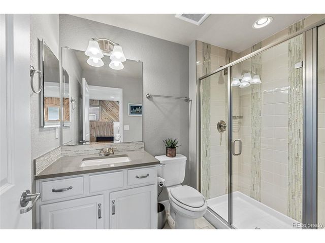 7298 W Adriatic Cir, Lakewood, CO 80227