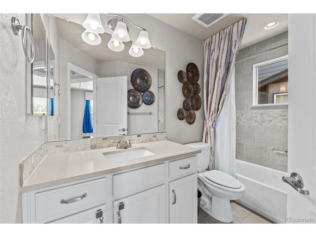 7298 W Adriatic Cir, Lakewood, CO 80227