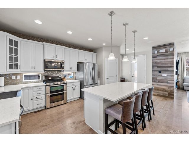 7298 W Adriatic Cir, Lakewood, CO 80227