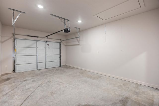 2603 Creekview Drive, Granbury, TX 76048