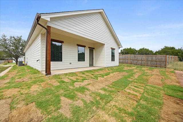 2603 Creekview Drive, Granbury, TX 76048