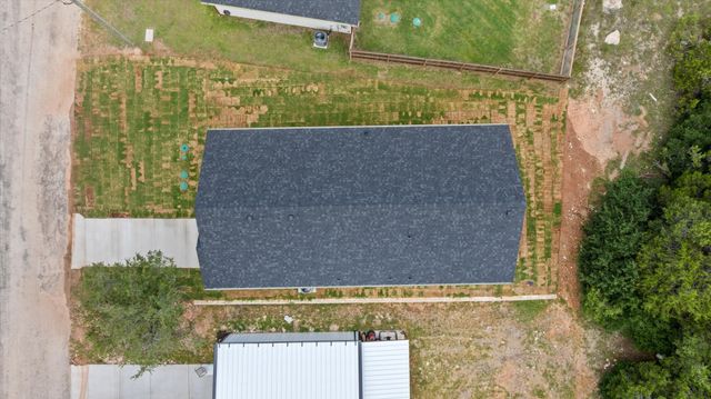 2603 Creekview Drive, Granbury, TX 76048