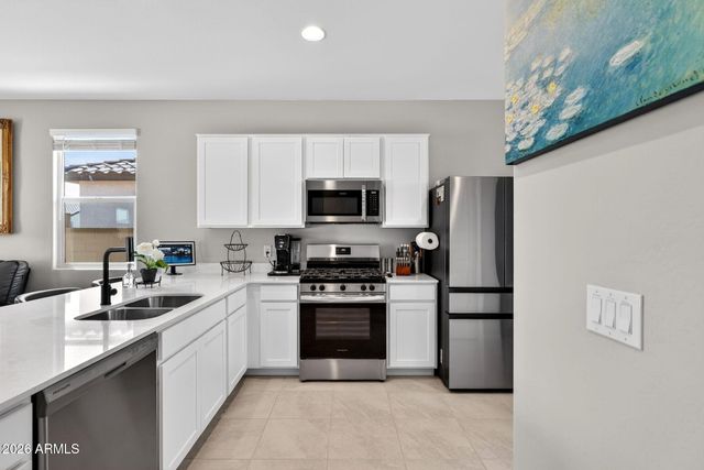 38035 N FARMHOUSE Way, San Tan Valley, AZ 85140