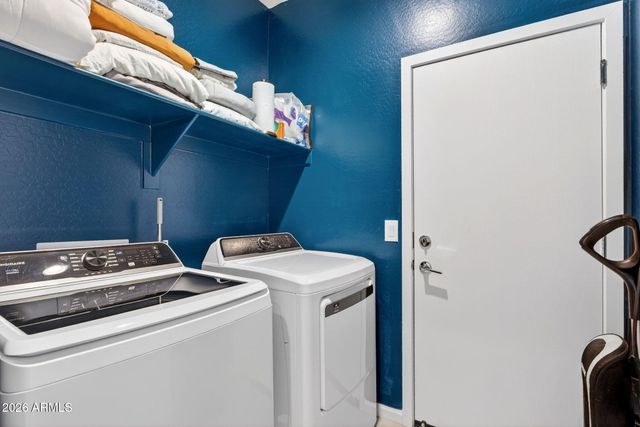 38035 N FARMHOUSE Way, San Tan Valley, AZ 85140