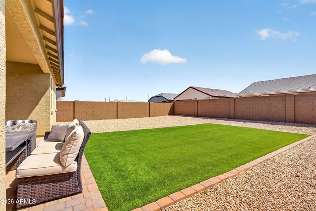 38035 N FARMHOUSE Way, San Tan Valley, AZ 85140