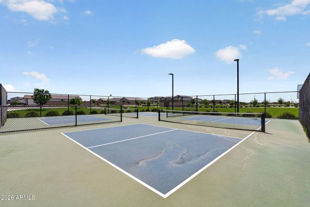 38035 N FARMHOUSE Way, San Tan Valley, AZ 85140