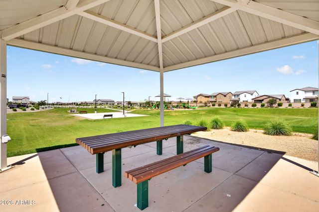 38035 N FARMHOUSE Way, San Tan Valley, AZ 85140