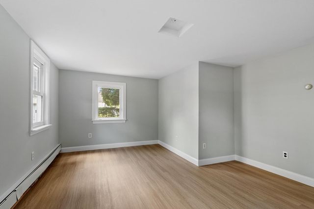 30 Hooper Rd, Dedham, MA 02026