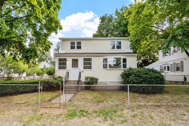 30 Hooper Rd, Dedham, MA 02026