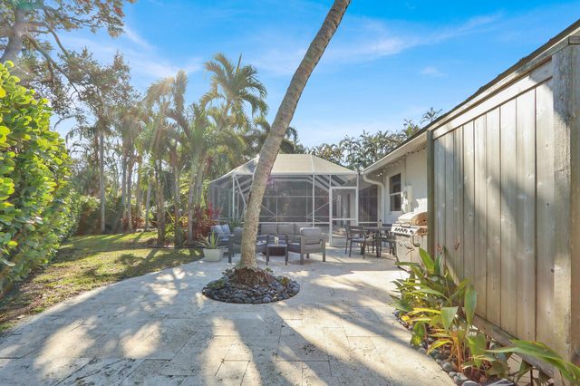 96 S Sewalls Point Road, Sewalls Point, FL 34996