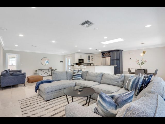 96 S Sewalls Point Road, Sewalls Point, FL 34996