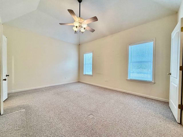 235 SUSANNE DR, Oakland, TN 38060