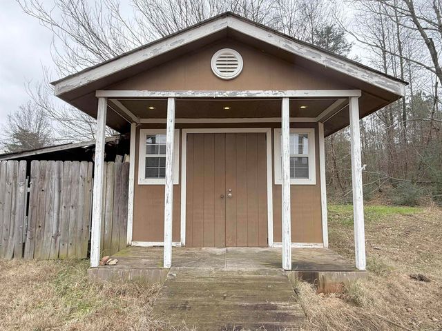 235 SUSANNE DR, Oakland, TN 38060