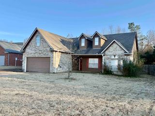 235 SUSANNE DR, Oakland, TN 38060