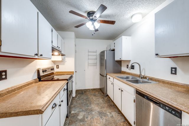 3309 Stoney Sq, San Antonio, TX 78247