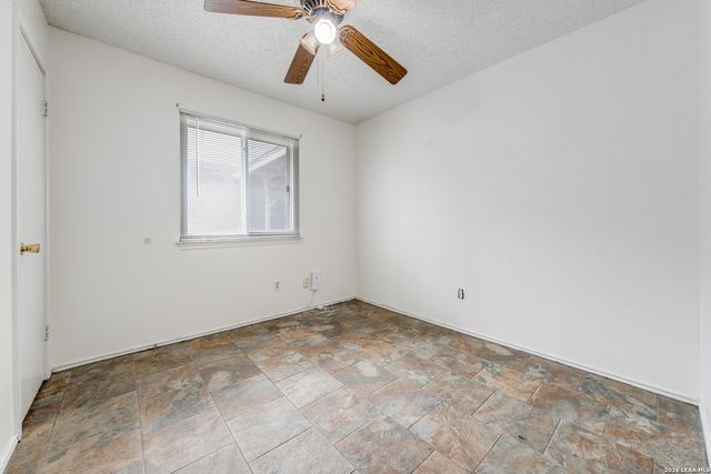 3309 Stoney Sq, San Antonio, TX 78247