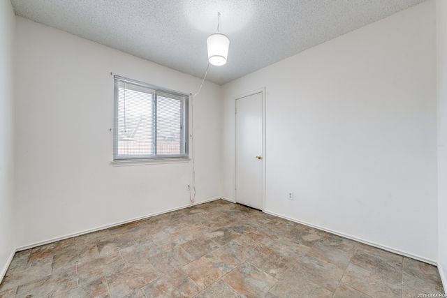 3309 Stoney Sq, San Antonio, TX 78247