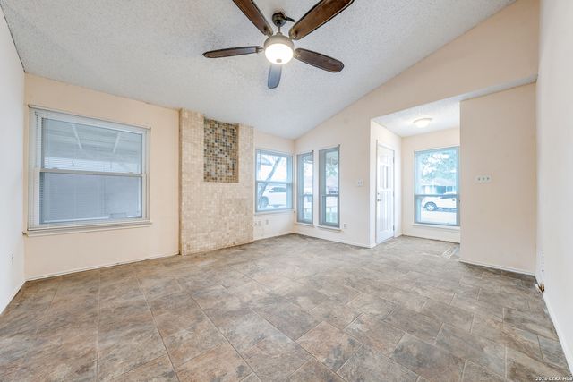 3309 Stoney Sq, San Antonio, TX 78247