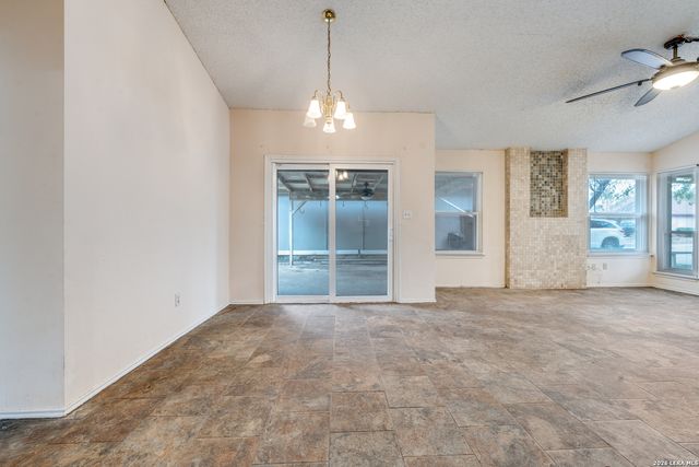 3309 Stoney Sq, San Antonio, TX 78247