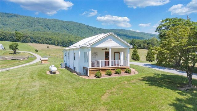 4148 Little Catawba Creek RD, Troutville, VA 24175