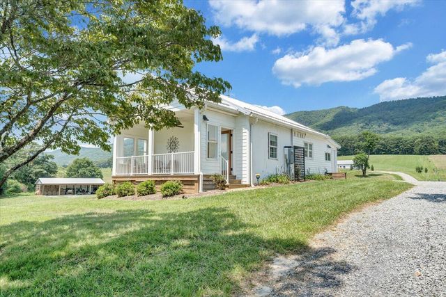 4148 Little Catawba Creek RD, Troutville, VA 24175