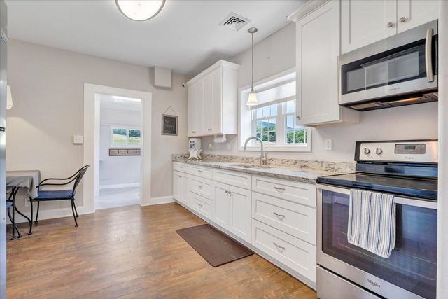 4148 Little Catawba Creek RD, Troutville, VA 24175