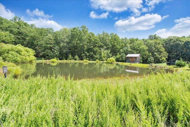 4148 Little Catawba Creek RD, Troutville, VA 24175