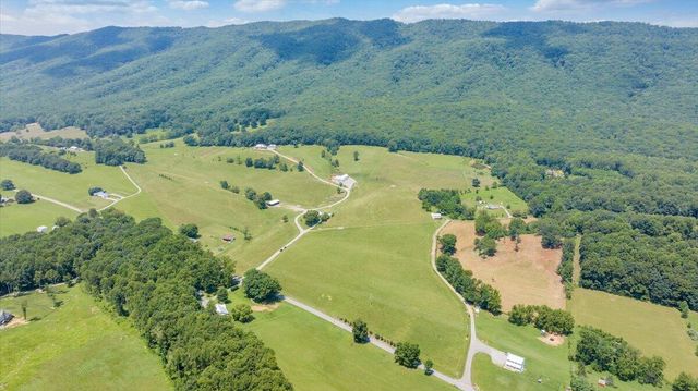 4148 Little Catawba Creek RD, Troutville, VA 24175