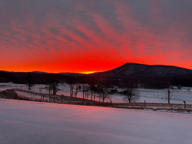 4148 Little Catawba Creek RD, Troutville, VA 24175